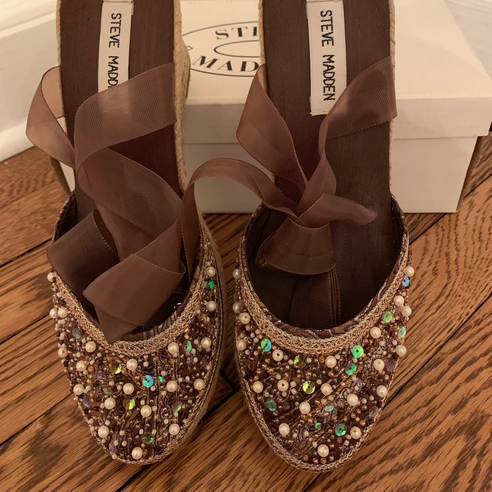 Beautiful, beaded, lace-up espadrille sandals